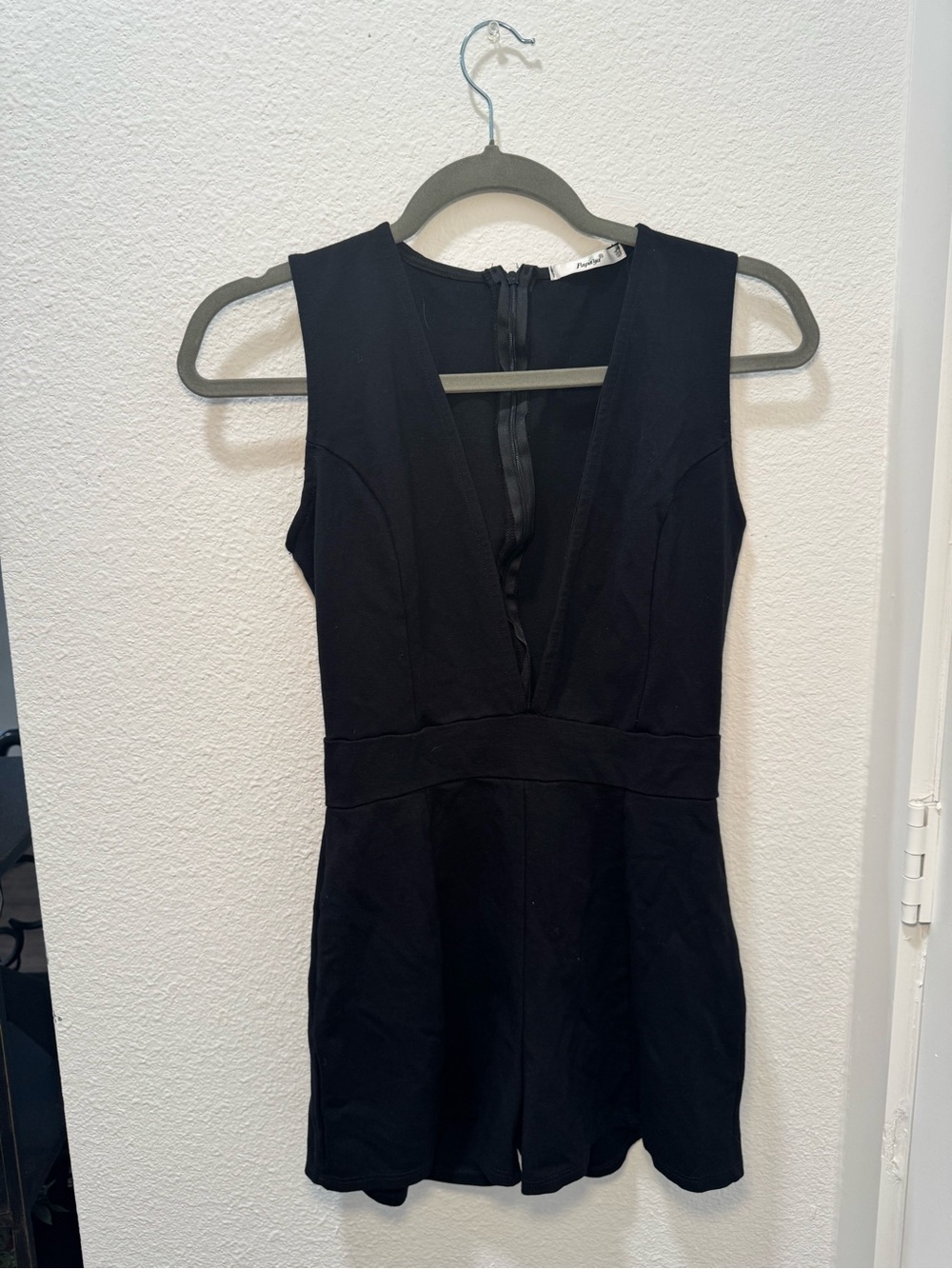 Papaya Black Sleeveless V-Neck Mini Romper